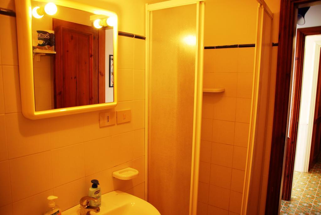 Taormina Isola Bella Apartment - Taormina Holidays Phòng bức ảnh