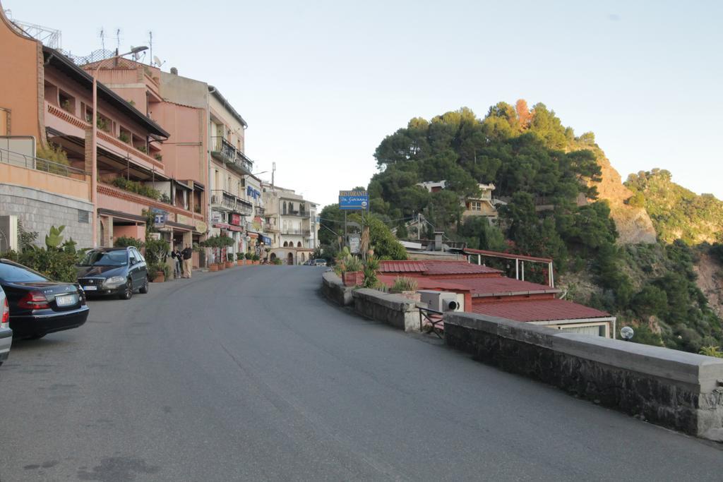 Taormina Isola Bella Apartment - Taormina Holidays Ngoại thất bức ảnh